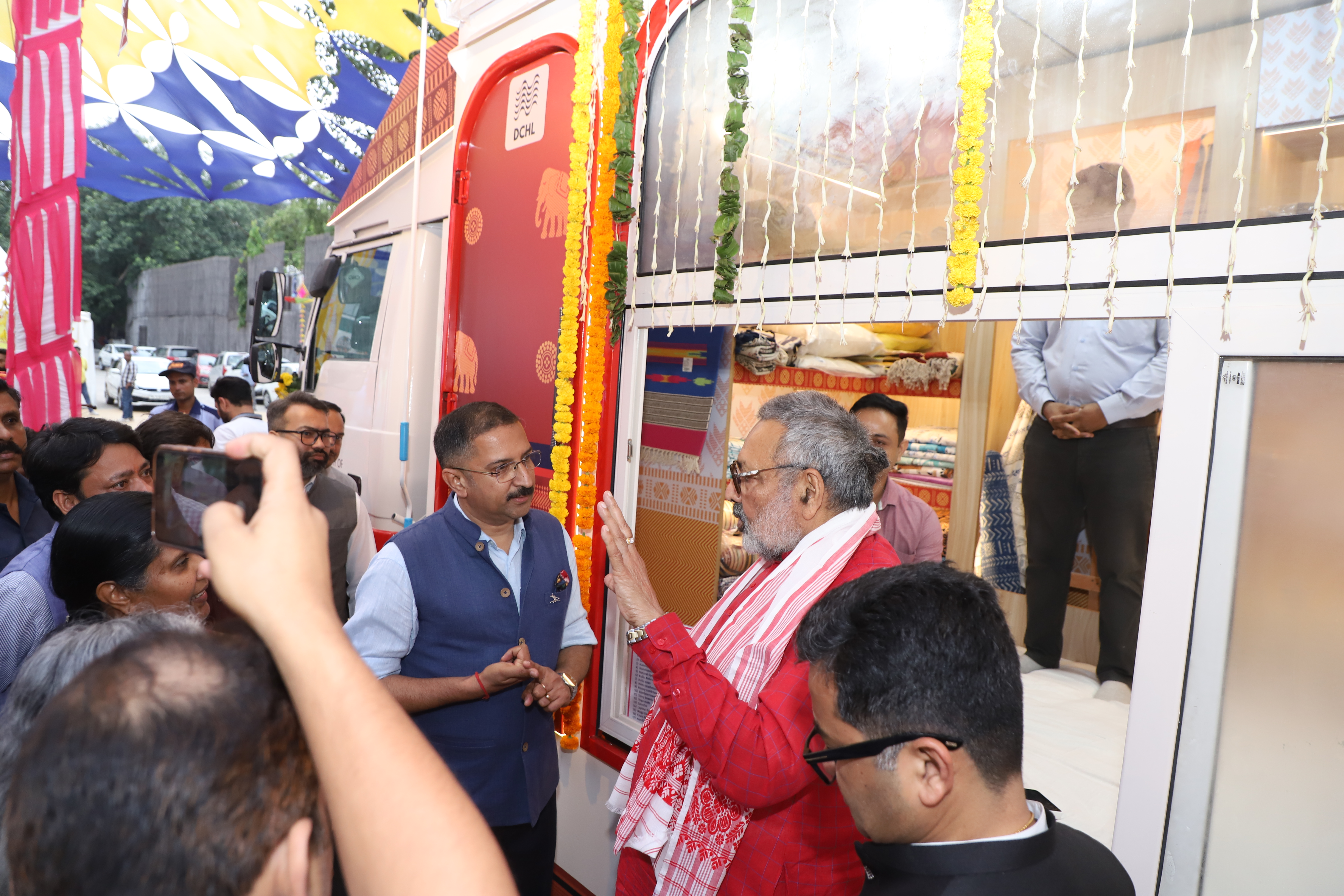 Inauguration of " Haat on Wheels ", 5th Aug, Handloom Haat Janpath