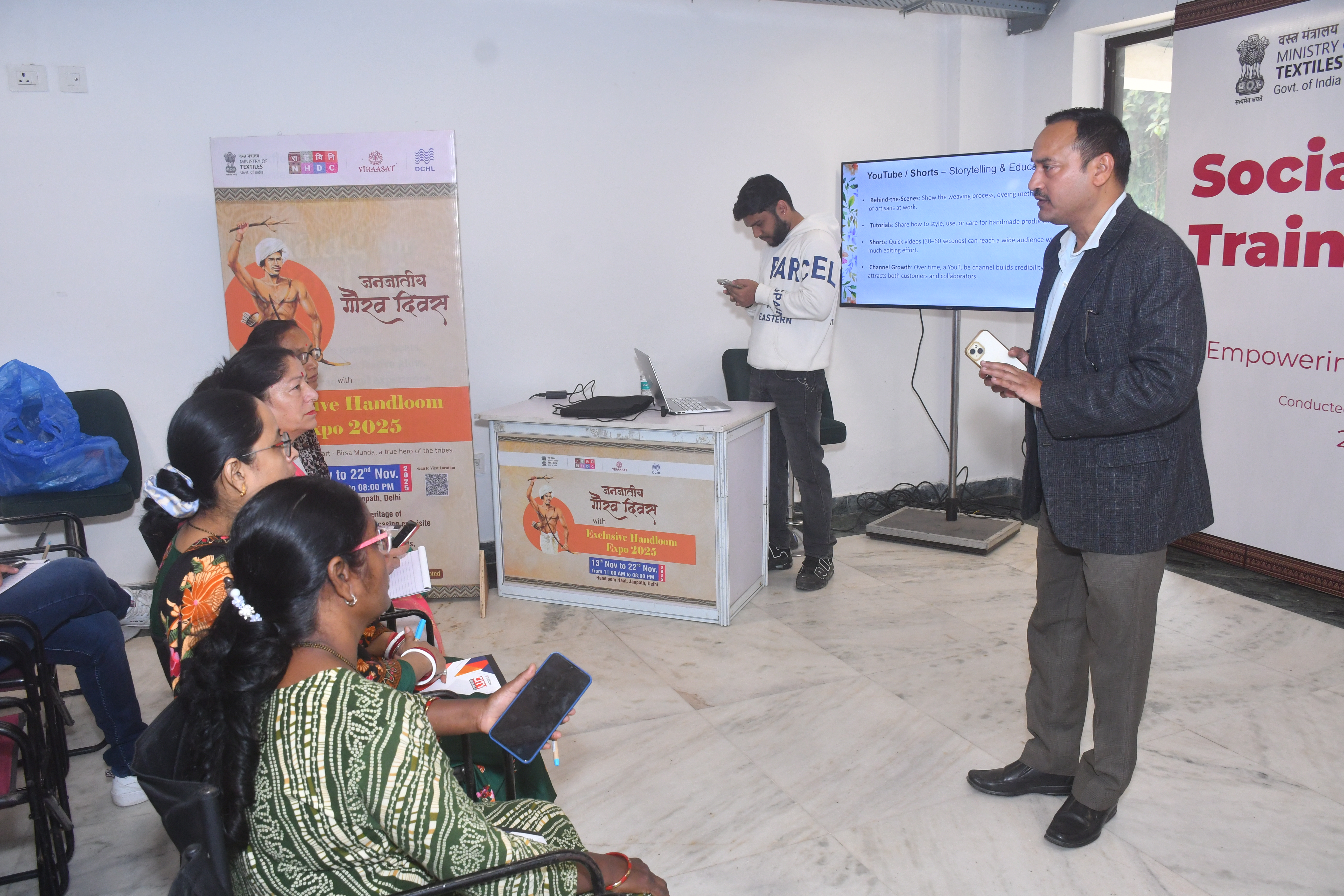 Janjatiya, Exculsive Handloom Expo, 13th - 22nd Nov 2025 at Handloom Haat, Janpath